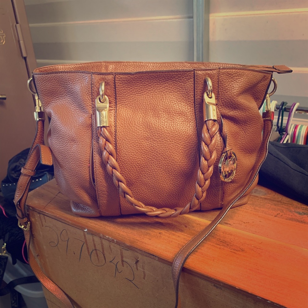 Michale Kors purse